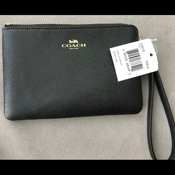 New Coach wristlet - Picture 2 of 4